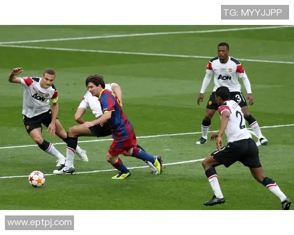 足球激情瞬间：那些让我们热泪盈眶的比赛时刻与难忘回忆